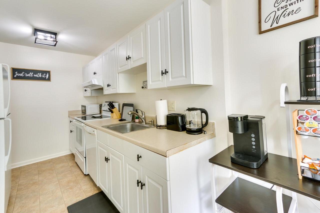 Cozy Laurel Condo With Pool Access About 20 Mi To Dc! Esterno foto