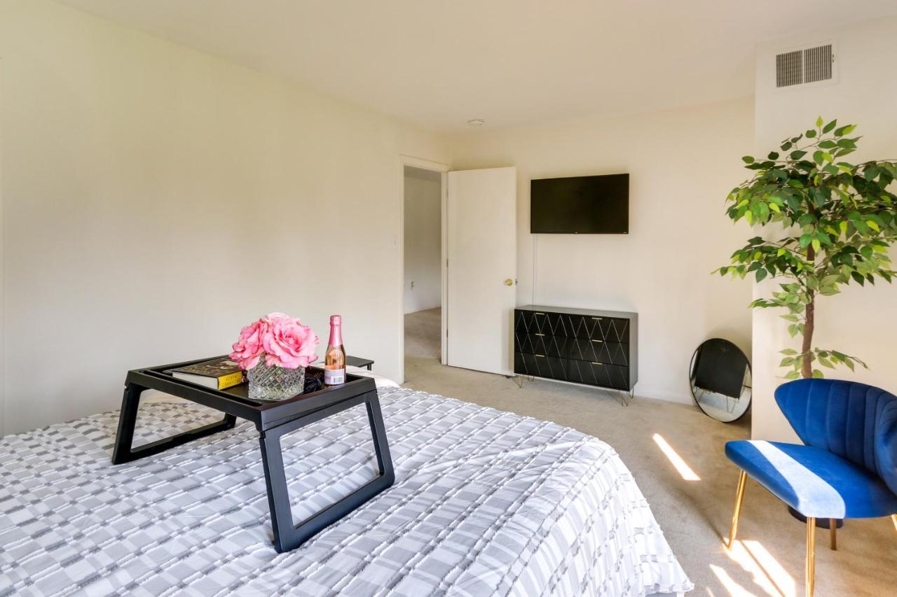 Cozy Laurel Condo With Pool Access About 20 Mi To Dc! Esterno foto